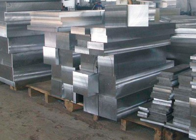 上海木托盘工厂 欧标托盘、实木松木托盘、四面进叉托盘及地板基材的专业制造